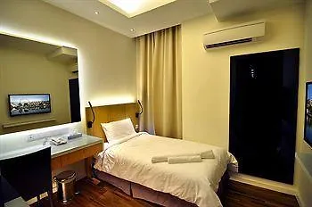 Mio Boutique Hotel Malacca 2*,