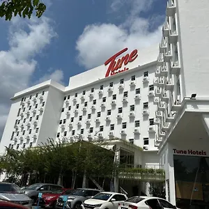 Tune - Danga Bay Johor 3*, Johor Bahru Malaysia